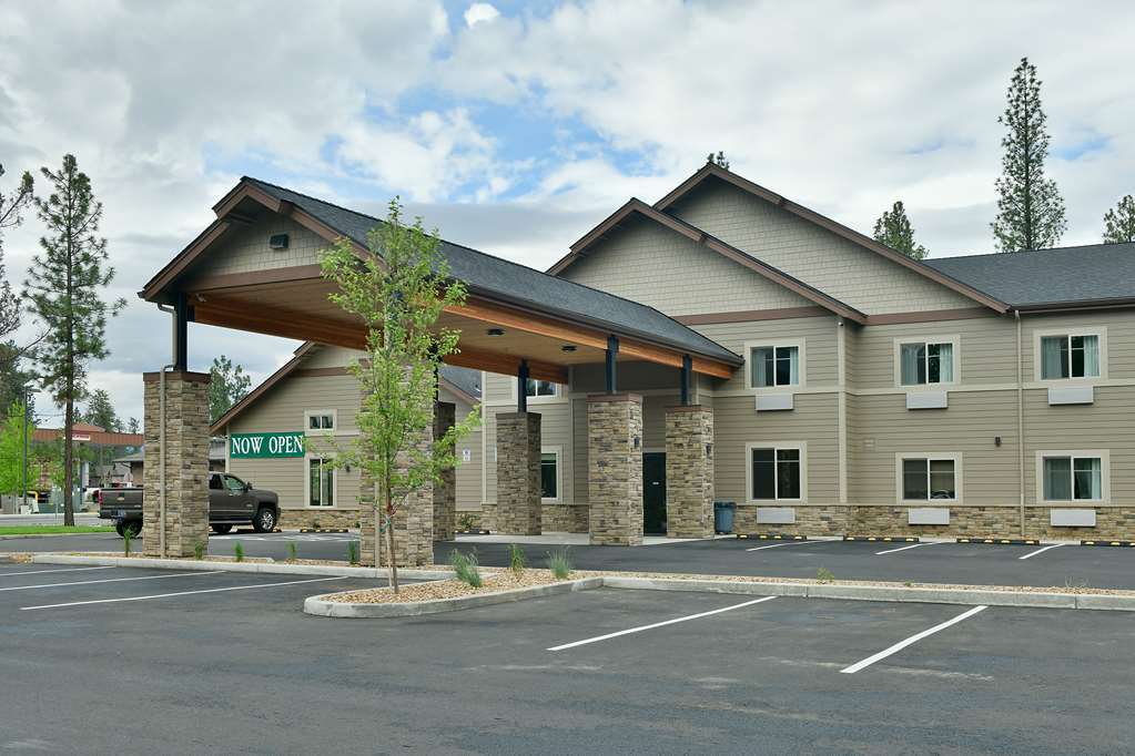 Grandstay Hotel & Suites Sisters Exterior foto